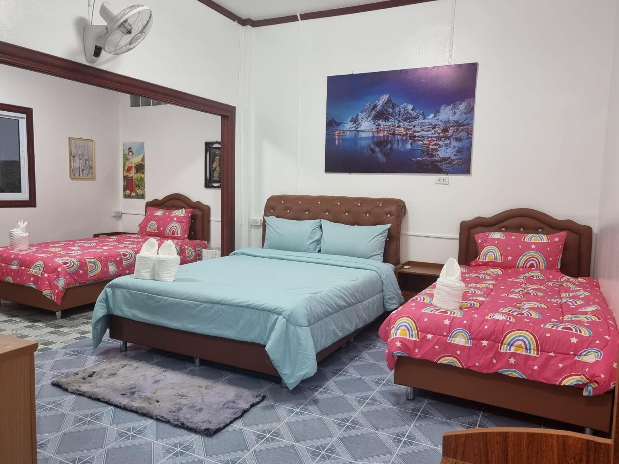 Baan Sabaijai Resort That Phanom Quarto foto